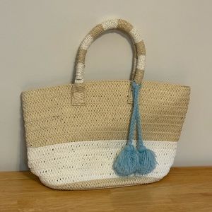 NWOT Altru Straw Tote Bag